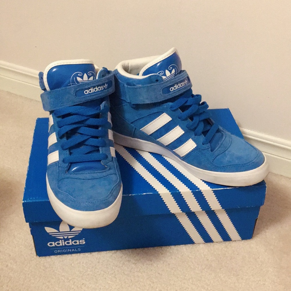 Adidas Originals Low Wedge Suede Sneakers